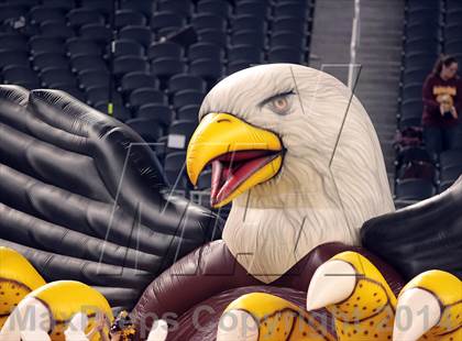 Thumbnail 2 in Fairfield vs. Argyle (UIL 3A Division 2 Final) photogallery.