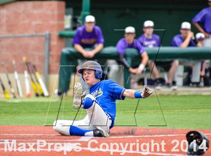 Thumbnail 3 in Sunnyvale vs Farmersville (UIL 2A Regional Quarterfinal Playoff) photogallery.