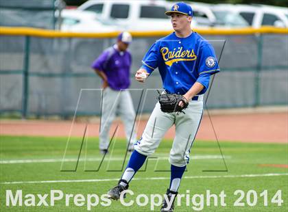 Thumbnail 2 in Sunnyvale vs Farmersville (UIL 2A Regional Quarterfinal Playoff) photogallery.