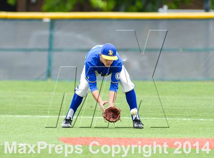 Thumbnail 1 in Sunnyvale vs Farmersville (UIL 2A Regional Quarterfinal Playoff) photogallery.