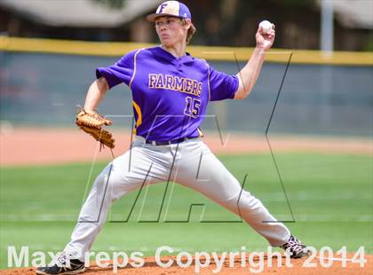 Thumbnail 1 in Sunnyvale vs Farmersville (UIL 2A Regional Quarterfinal Playoff) photogallery.