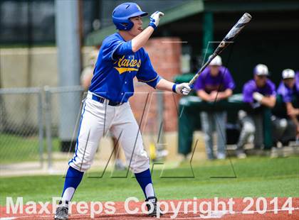 Thumbnail 1 in Sunnyvale vs Farmersville (UIL 2A Regional Quarterfinal Playoff) photogallery.