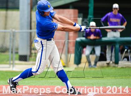 Thumbnail 3 in Sunnyvale vs Farmersville (UIL 2A Regional Quarterfinal Playoff) photogallery.