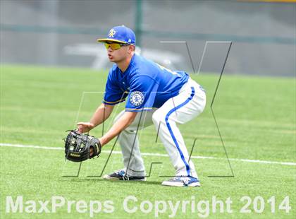 Thumbnail 2 in Sunnyvale vs Farmersville (UIL 2A Regional Quarterfinal Playoff) photogallery.