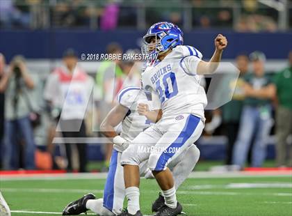 Thumbnail 3 in West Brook vs. Longview (UIL 6A Division 2 Championship) photogallery.