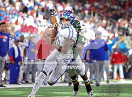 Thumbnail 2 in West Brook vs. Longview (UIL 6A Division 2 Championship) photogallery.