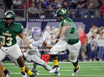 Thumbnail 1 in West Brook vs. Longview (UIL 6A Division 2 Championship) photogallery.