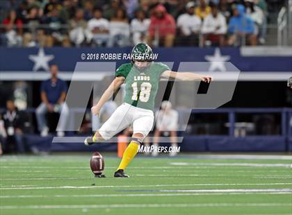 Thumbnail 1 in West Brook vs. Longview (UIL 6A Division 2 Championship) photogallery.