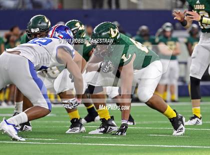 Thumbnail 2 in West Brook vs. Longview (UIL 6A Division 2 Championship) photogallery.