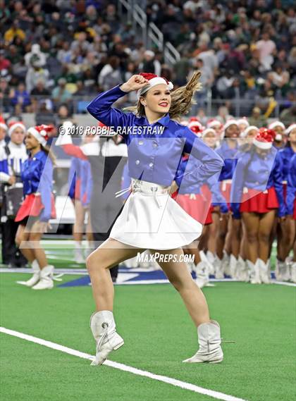 Thumbnail 1 in West Brook vs. Longview (UIL 6A Division 2 Championship) photogallery.