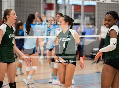 Thumbnail 2 in Marymount vs Riverside Secondary (CAN) (Nike Tournament of Champions) photogallery.