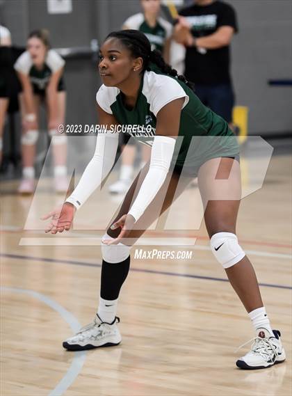 Thumbnail 2 in Marymount vs Riverside Secondary (CAN) (Nike Tournament of Champions) photogallery.
