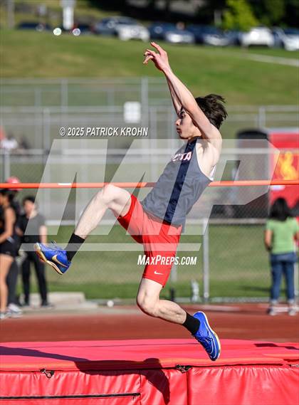 Thumbnail 1 in Newport - Bellevue vs Juanita (High Jump) photogallery.