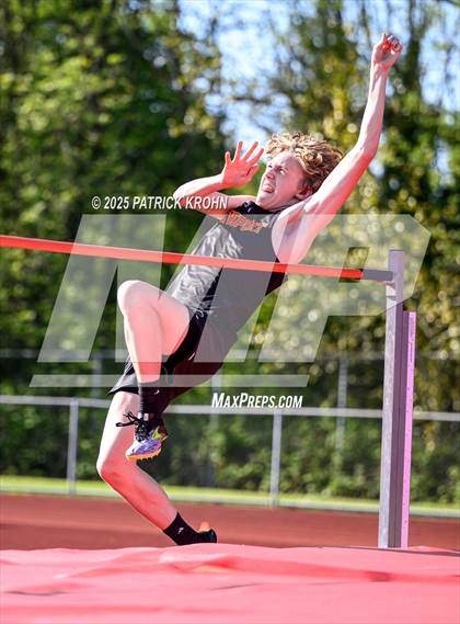 Thumbnail 2 in Newport - Bellevue vs Juanita (High Jump) photogallery.