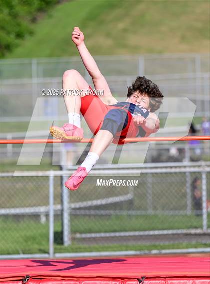 Thumbnail 1 in Newport - Bellevue vs Juanita (High Jump) photogallery.