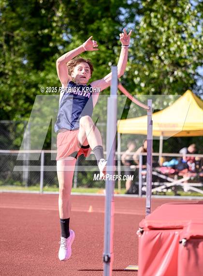 Thumbnail 1 in Newport - Bellevue vs Juanita (High Jump) photogallery.