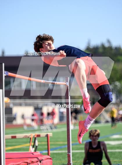 Thumbnail 3 in Newport - Bellevue vs Juanita (High Jump) photogallery.