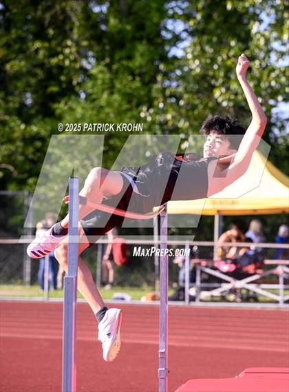 Thumbnail 2 in Newport - Bellevue vs Juanita (High Jump) photogallery.