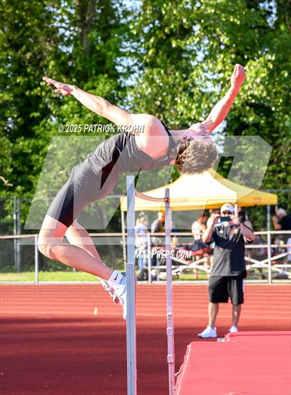 Thumbnail 3 in Newport - Bellevue vs Juanita (High Jump) photogallery.