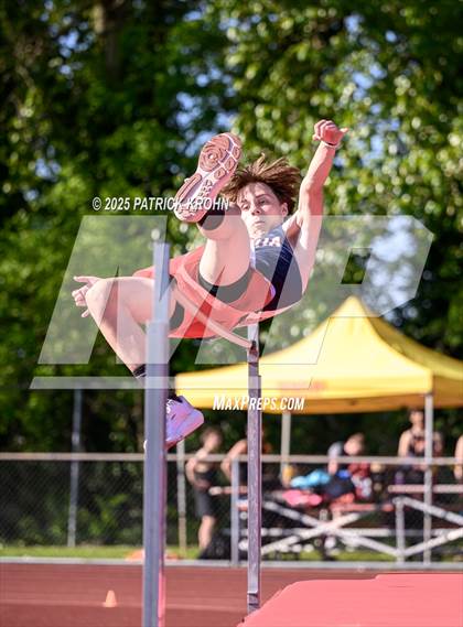 Thumbnail 2 in Newport - Bellevue vs Juanita (High Jump) photogallery.