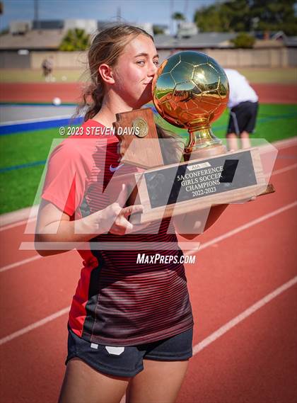 Thumbnail 2 in Casteel @ Chaparral (AIA 5A Final Awards) photogallery.