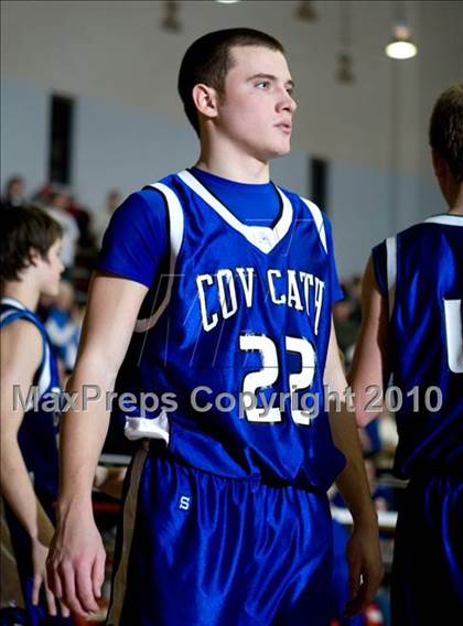 Thumbnail 3 in Covington Catholic @ Holmes photogallery.
