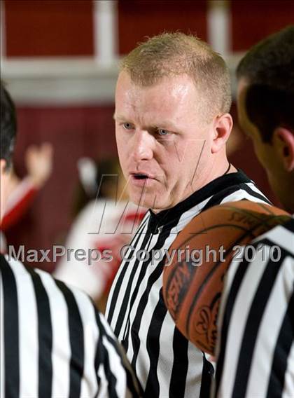 Thumbnail 2 in Covington Catholic @ Holmes photogallery.