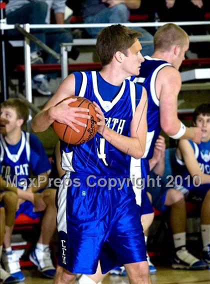 Thumbnail 3 in Covington Catholic @ Holmes photogallery.