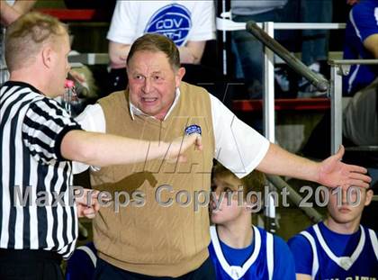 Thumbnail 1 in Covington Catholic @ Holmes photogallery.