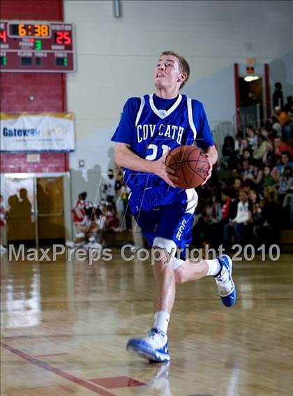 Thumbnail 1 in Covington Catholic @ Holmes photogallery.