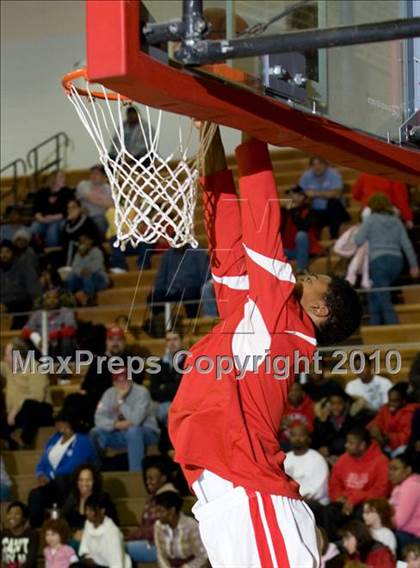 Thumbnail 1 in Covington Catholic @ Holmes photogallery.