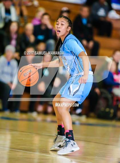 Thumbnail 1 in El Camino Real vs Carson (CIF LACS Playoff) photogallery.