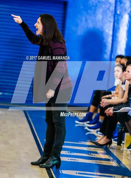 Thumbnail 2 in El Camino Real vs Carson (CIF LACS Playoff) photogallery.