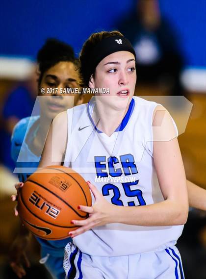 Thumbnail 1 in El Camino Real vs Carson (CIF LACS Playoff) photogallery.