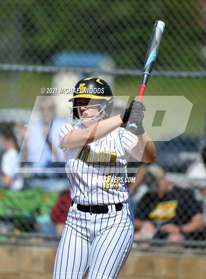 Thumbnail 3 in Dardanelle @ Prairie Grove (AAA 4A First Round Playoff) photogallery.