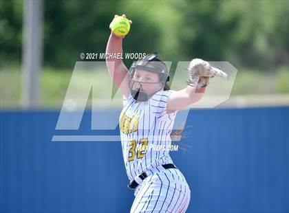 Thumbnail 3 in Dardanelle @ Prairie Grove (AAA 4A First Round Playoff) photogallery.