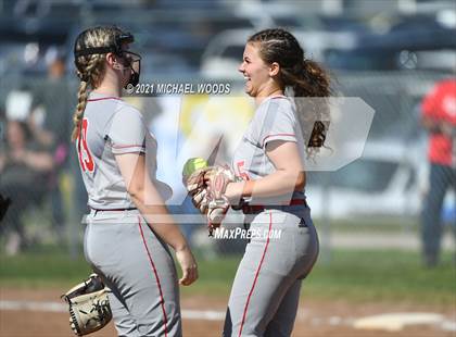 Thumbnail 3 in Dardanelle @ Prairie Grove (AAA 4A First Round Playoff) photogallery.