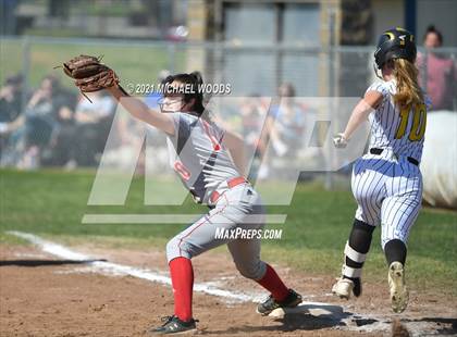 Thumbnail 1 in Dardanelle @ Prairie Grove (AAA 4A First Round Playoff) photogallery.