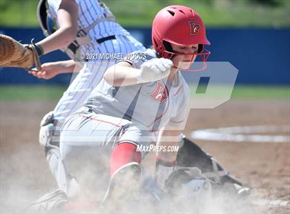 Thumbnail 1 in Dardanelle @ Prairie Grove (AAA 4A First Round Playoff) photogallery.