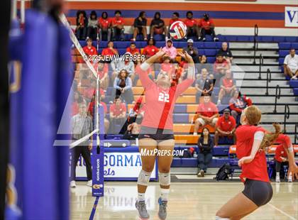 Thumbnail 1 in Mater Dei @ Bishop Gorman photogallery.