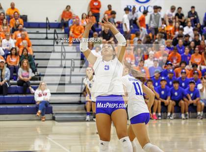 Thumbnail 3 in Mater Dei @ Bishop Gorman photogallery.