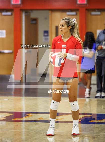 Thumbnail 2 in Mater Dei @ Bishop Gorman photogallery.