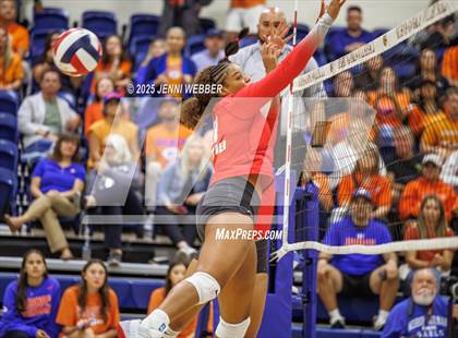 Thumbnail 2 in Mater Dei @ Bishop Gorman photogallery.