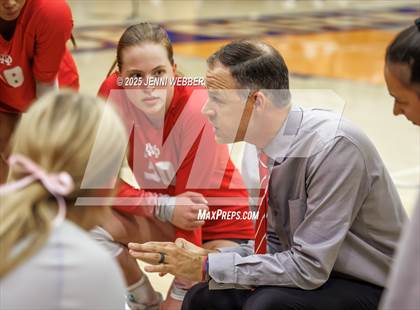 Thumbnail 2 in Mater Dei @ Bishop Gorman photogallery.