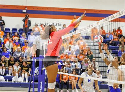 Thumbnail 2 in Mater Dei @ Bishop Gorman photogallery.