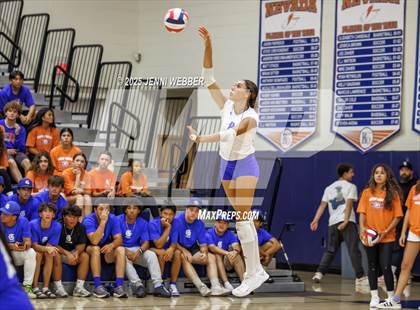 Thumbnail 1 in Mater Dei @ Bishop Gorman photogallery.