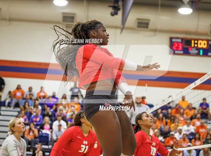 Thumbnail 3 in Mater Dei @ Bishop Gorman photogallery.
