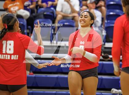 Thumbnail 1 in Mater Dei @ Bishop Gorman photogallery.