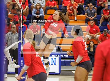 Thumbnail 3 in Mater Dei @ Bishop Gorman photogallery.