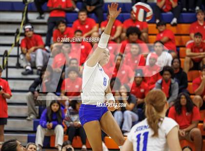 Thumbnail 2 in Mater Dei @ Bishop Gorman photogallery.